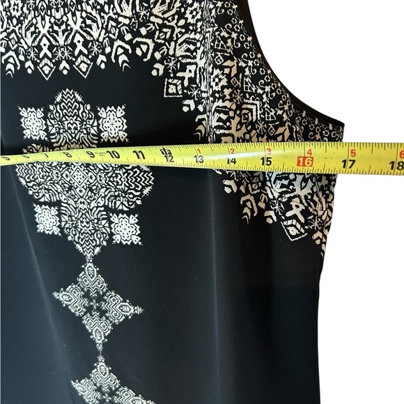 Vince Camuto Black and White Lined Sheath Mini Dress, Size 8 - Picture 4 of 10